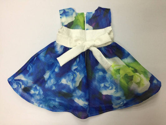 P3102 : Girls dress