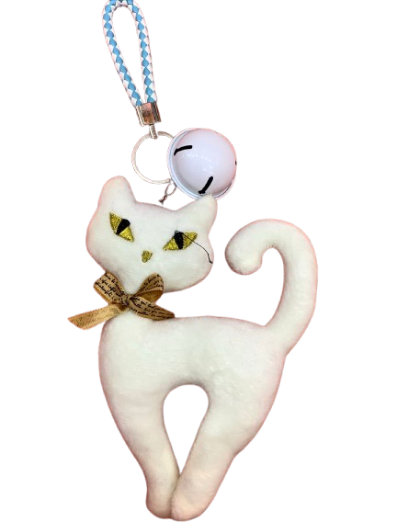TOY KEY CHAIN COLOR : WHITE ( STOCK)