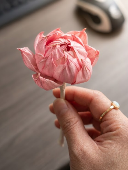 Handmade Flower reed stick Size 6cm. without box (Made to order =3000 pcs)